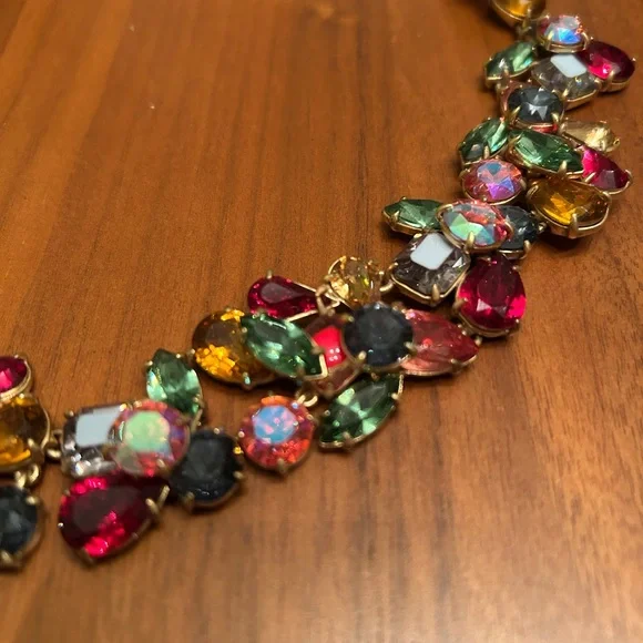 J Crew crystal jewel cluster necklace multi color 7” diameter - Picture 6 of 7